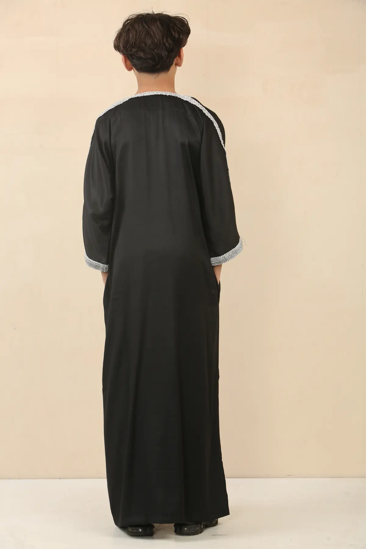 HM62 - Boys Black Moroccan Thobe Short Sleeve Embroidery Gandoura - Image 4