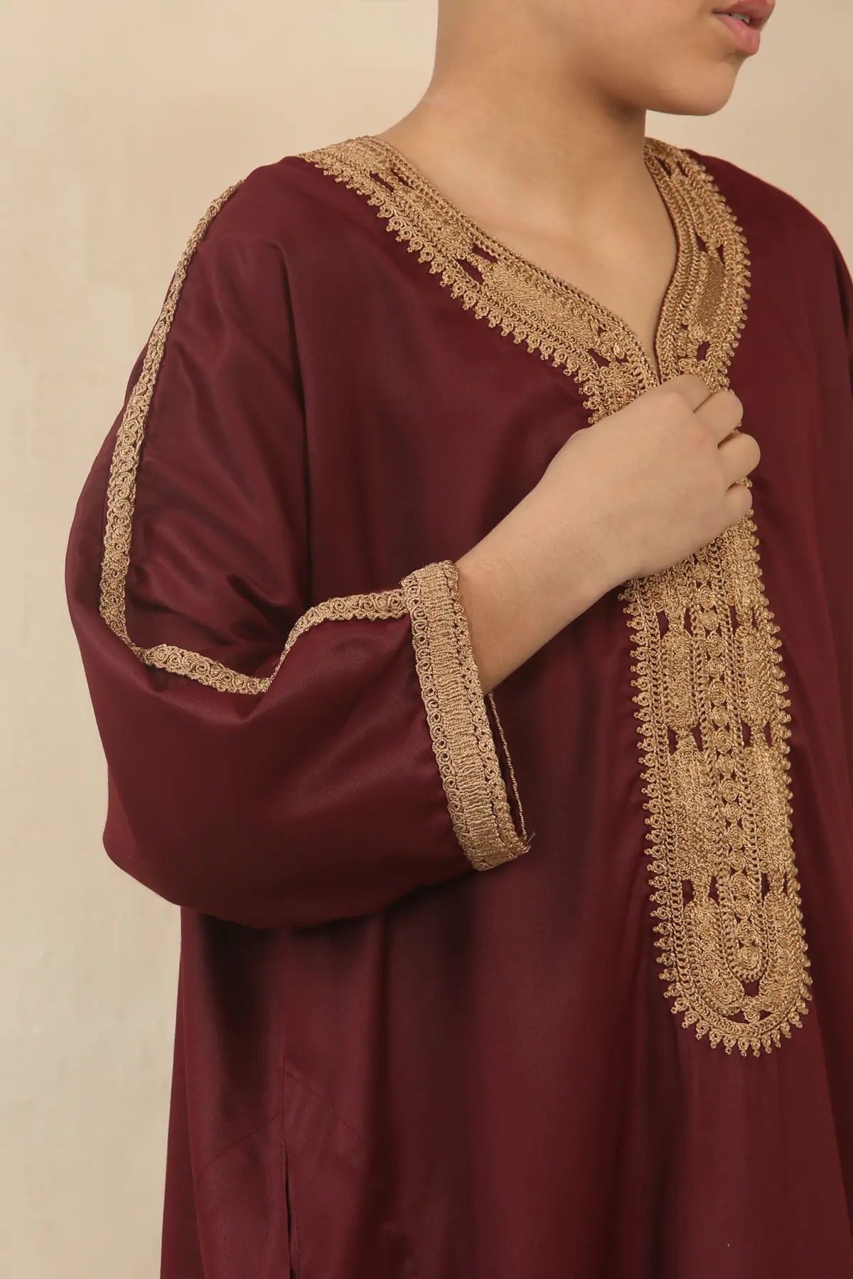 HM63 - Boys Moroccan Thobe Short Sleeve Embroidery Gandoura - Image 2