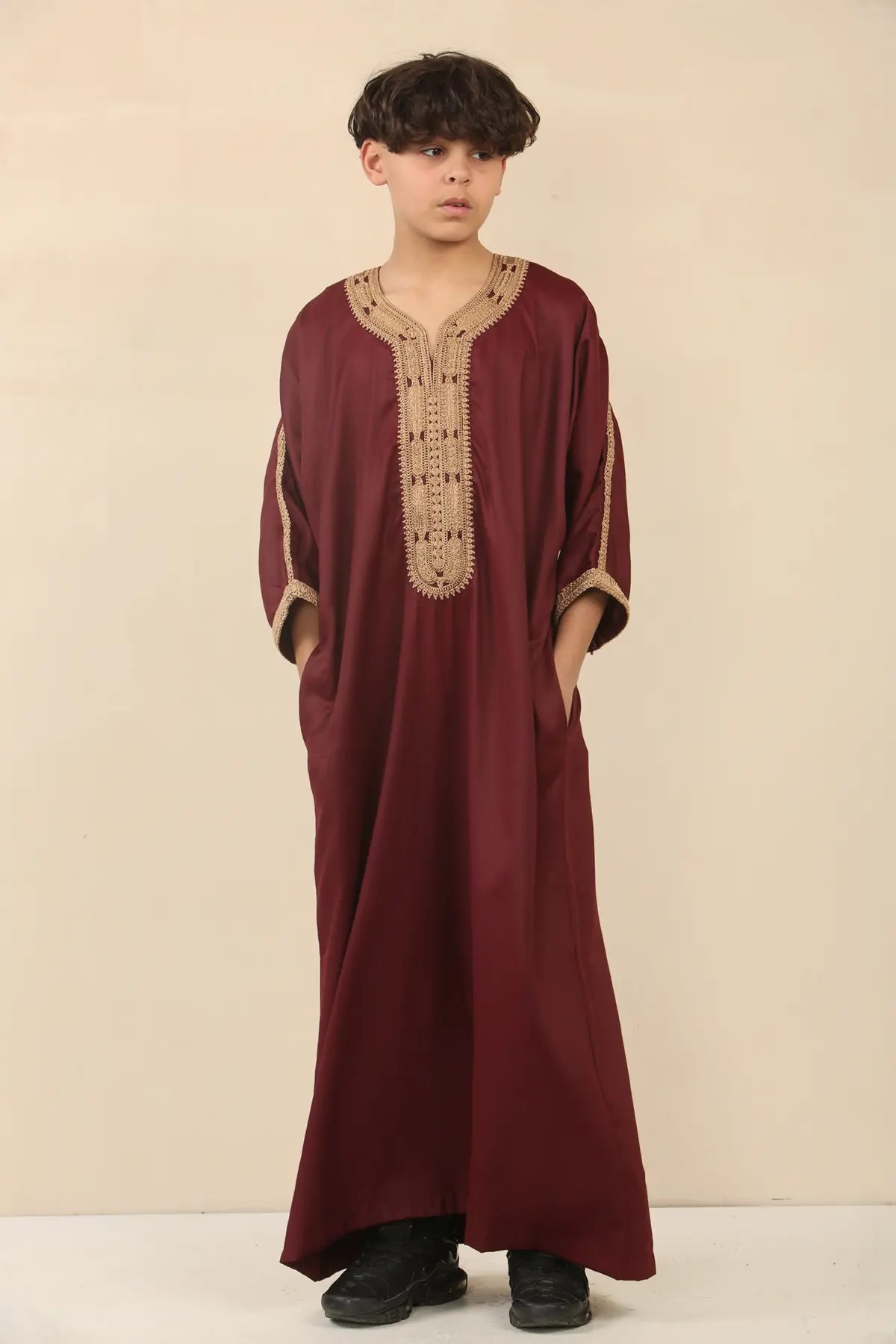 HM63 - Boys Moroccan Thobe Short Sleeve Embroidery Gandoura - Image 3