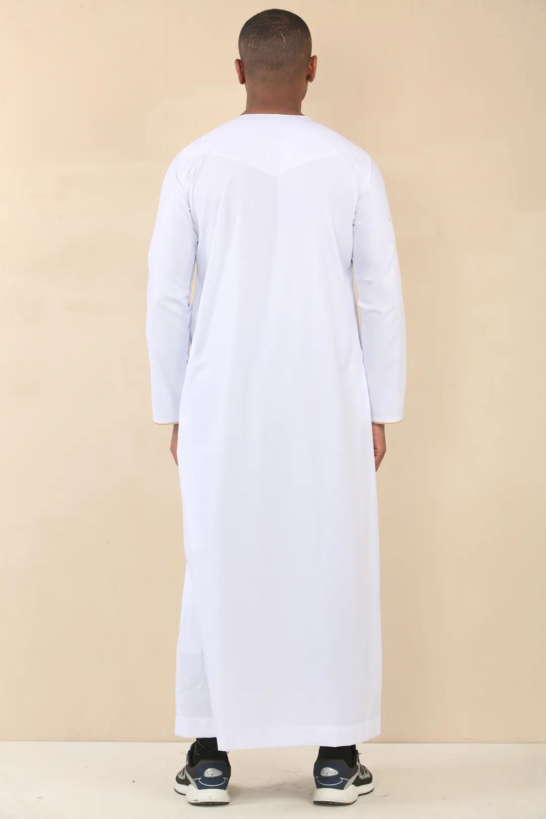 OE 300 Mens White Emirati Omani Thobe Gold Embroidery 4