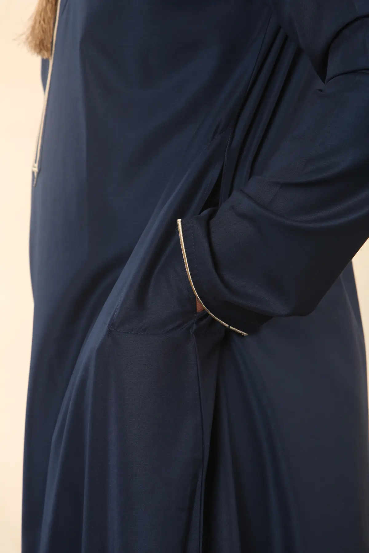 TT-003 - Men's Navy Emirati Thobe Gold Tassel Embroidery - Image 9