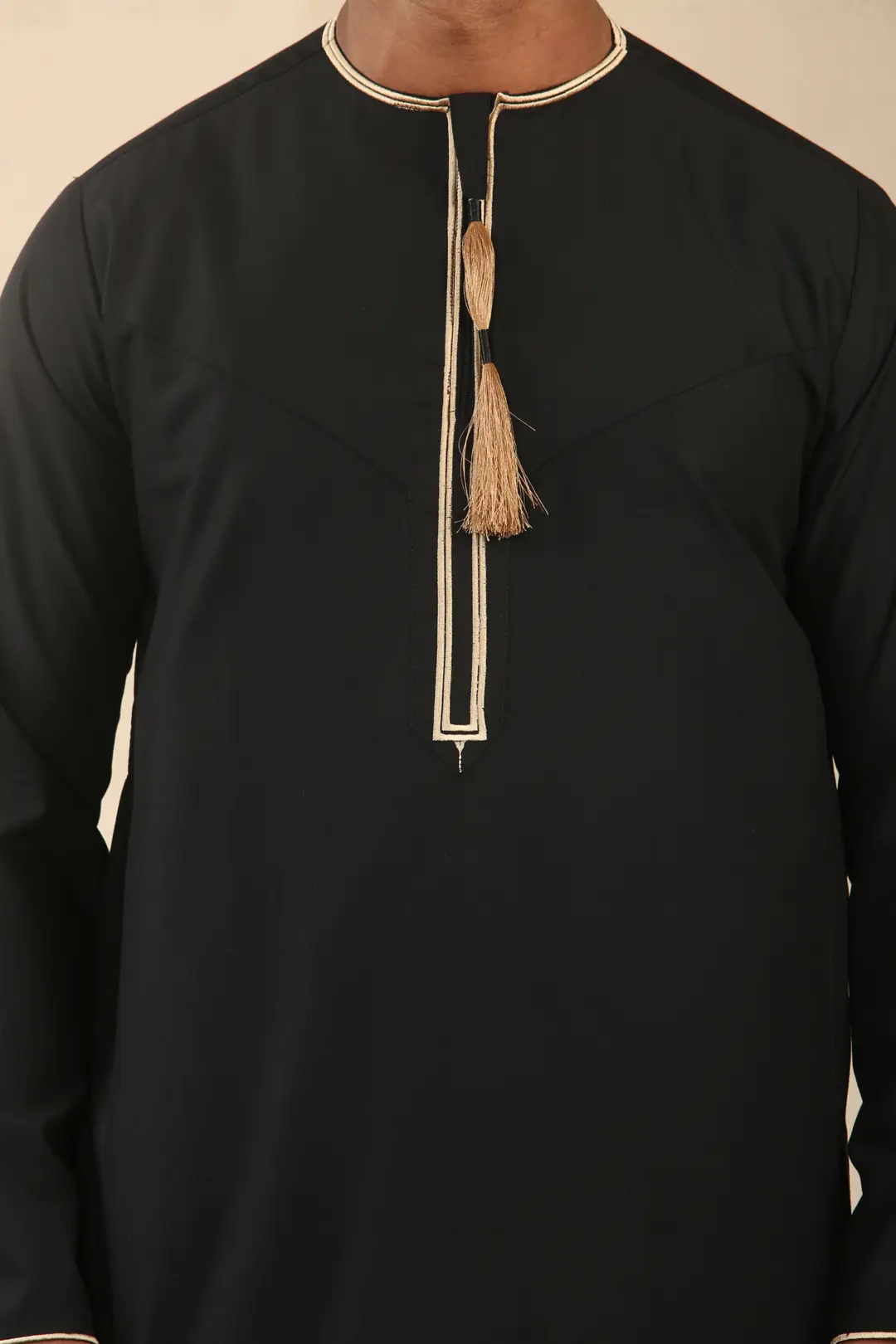 TT 003 Mens White Emirati Thobe Gold Tassel Embroidery 1