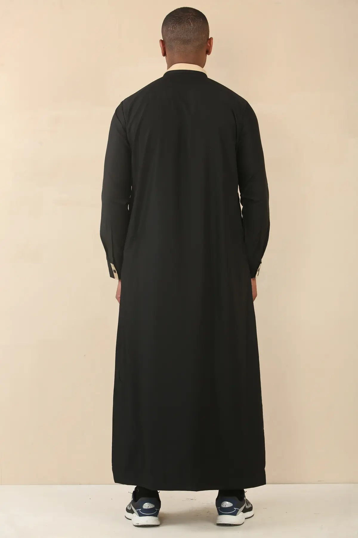 ED-200 - Men's Black Nehru Round Collar Embroidery Thobe - Image 7