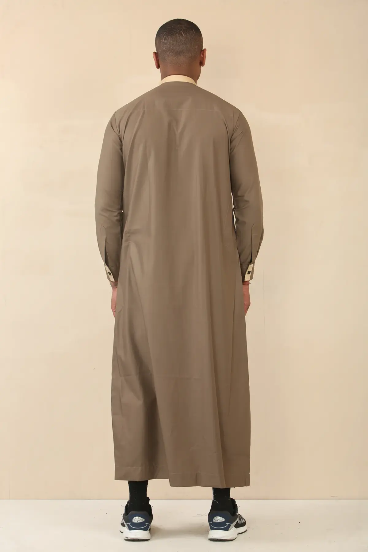ED-200 - Men's Brown Nehru Round Collar Embroidery Thobe - Image 6