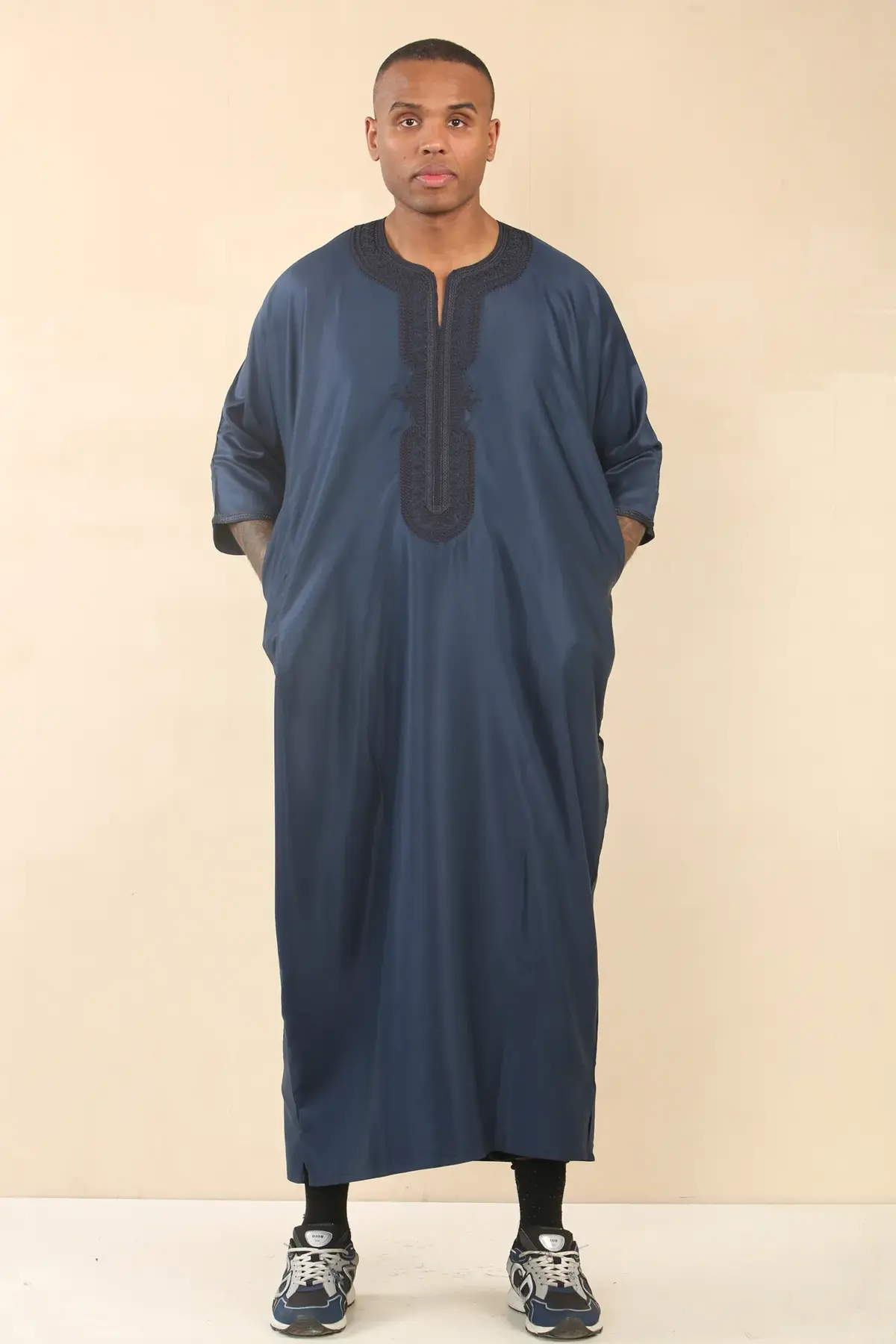 GG008 - Men's Navy Moroccan Thobe Short Sleeve Gandoura - Image 3