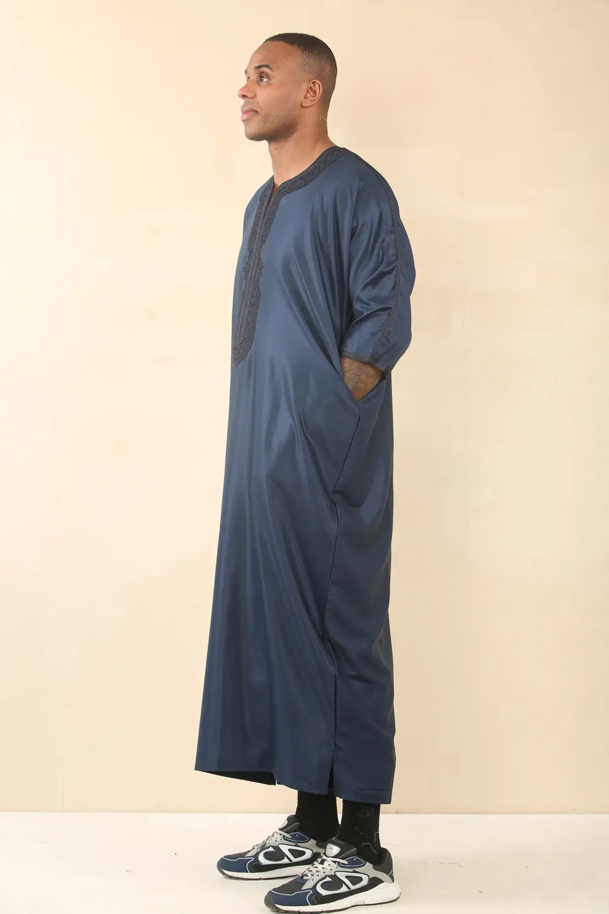 GG008 - Men's Navy Moroccan Thobe Short Sleeve Gandoura - Image 4