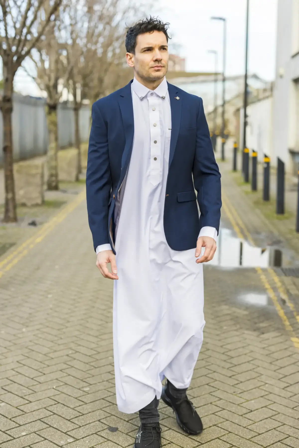Paul Andrew Mayfair- Men's Plain Navy Wedding Blazer - Image 1
